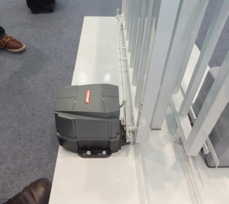 佛山電動(dòng)門開(kāi)門機(jī)